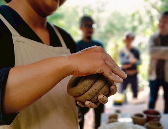 250427野地製陶-取土.捏陶