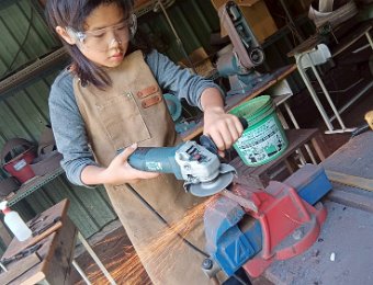 250618野外求生刀製作1日